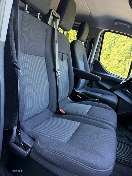 Ford Transit Custom 11