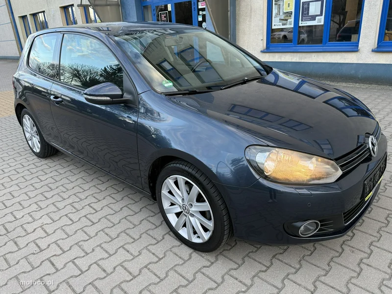 Volkswagen Golf VI 13
