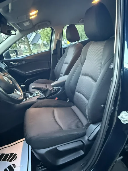 Mazda 3 15