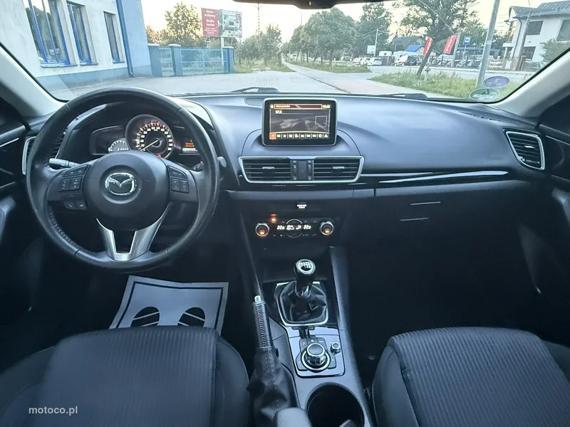 Mazda 3 5