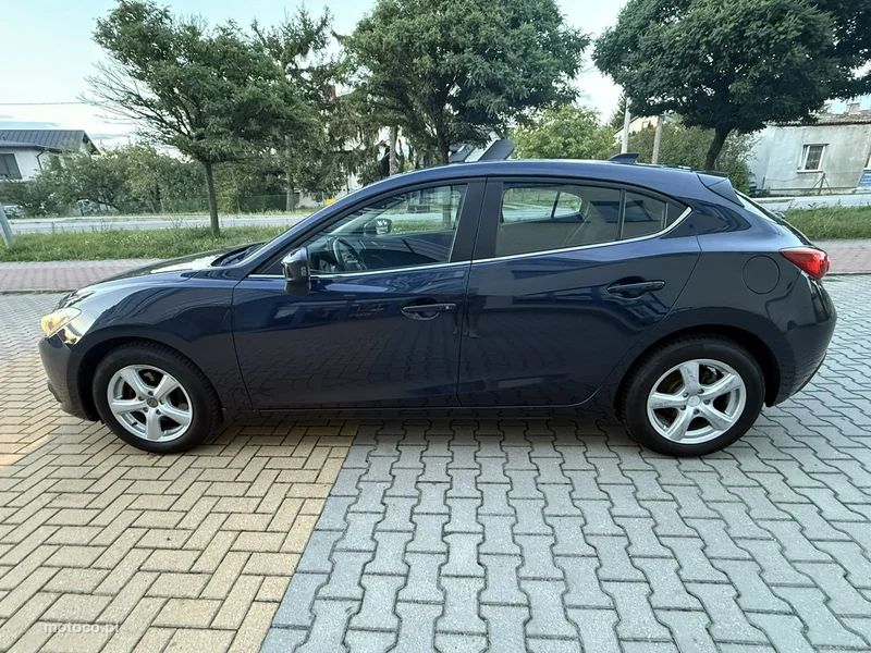 Mazda 3 10