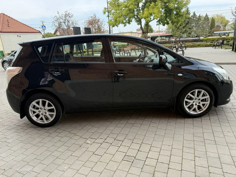 Toyota Verso 13