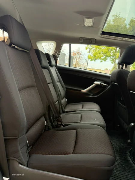 Toyota Verso 16