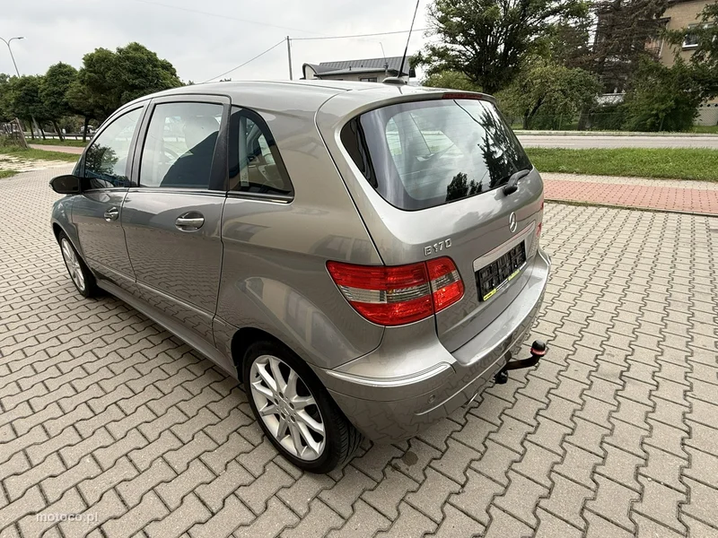 Mercedes-Benz Klasa B W245 B 170 2