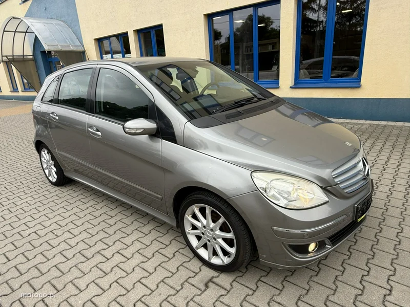 Mercedes-Benz Klasa B W245 B 170 3