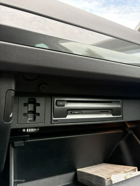 Volkswagen Tiguan AD 37