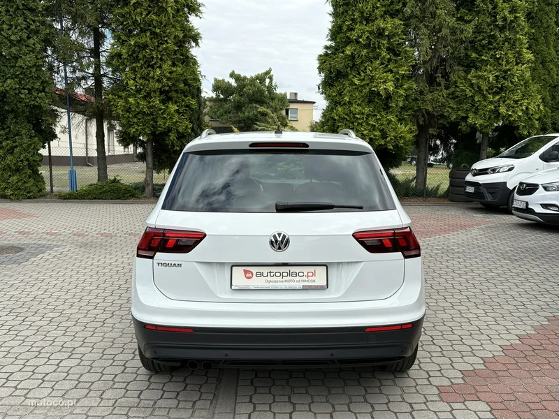 Volkswagen Tiguan AD 7
