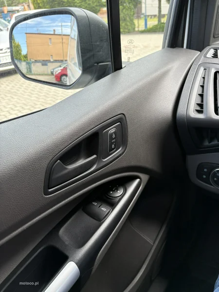 Ford Transit Connect 18