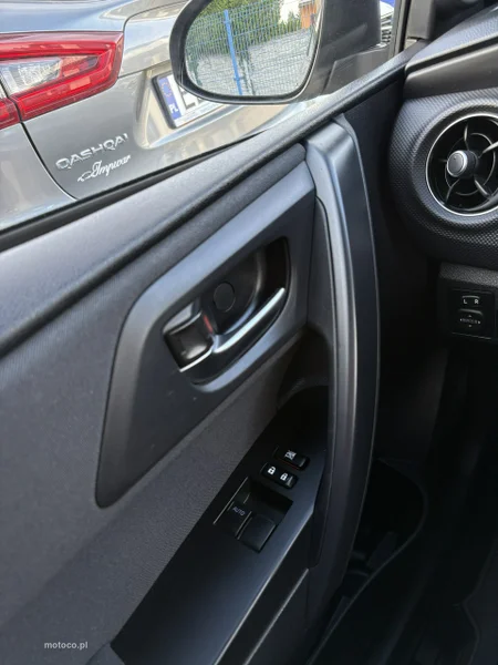 Toyota Auris E180 20
