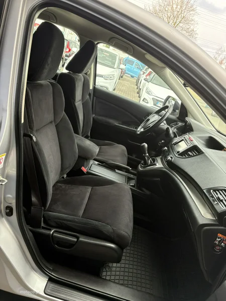 Honda CR-V 16