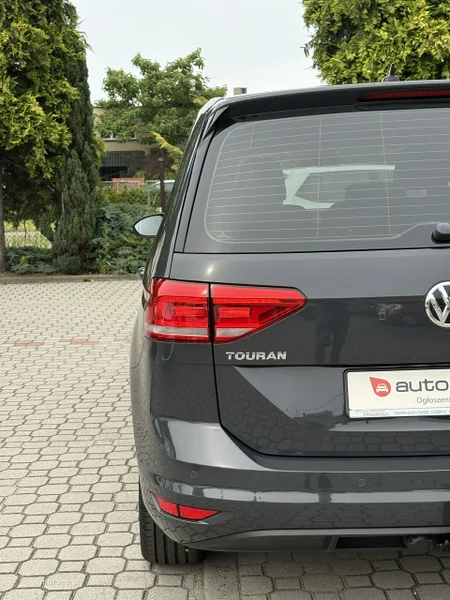 Volkswagen Touran 5T 11
