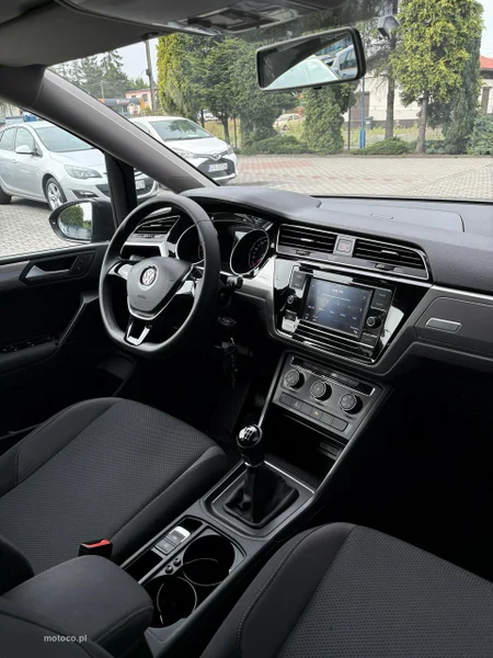 Volkswagen Touran 5T 12