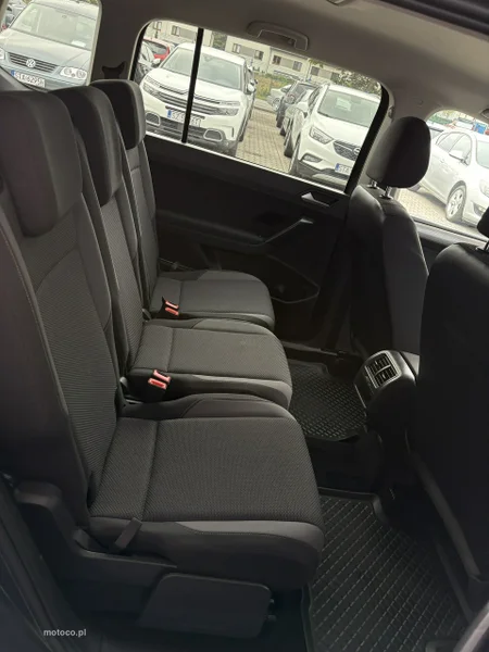 Volkswagen Touran 5T 17