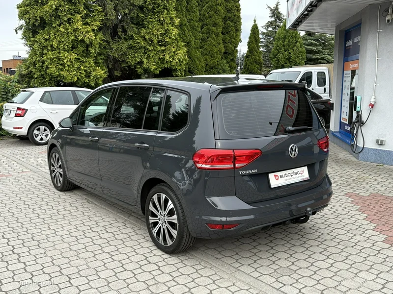 Volkswagen Touran 5T 8