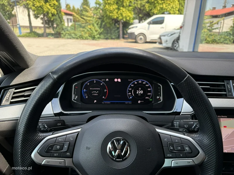 Volkswagen Passat B8 24