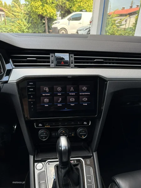 Volkswagen Passat B8 32