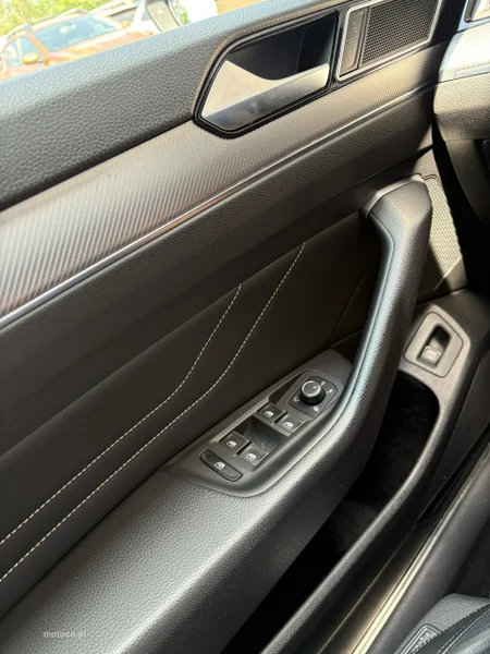 Volkswagen Passat B8 34
