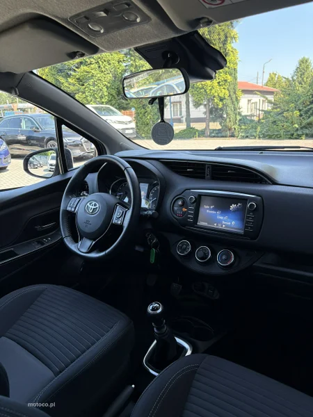 Toyota Yaris XP130 15