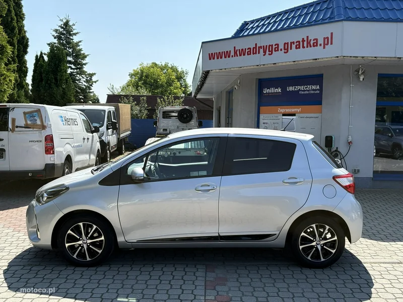 Toyota Yaris XP130 9