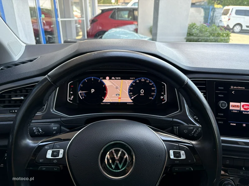 Volkswagen T-Roc A1 18