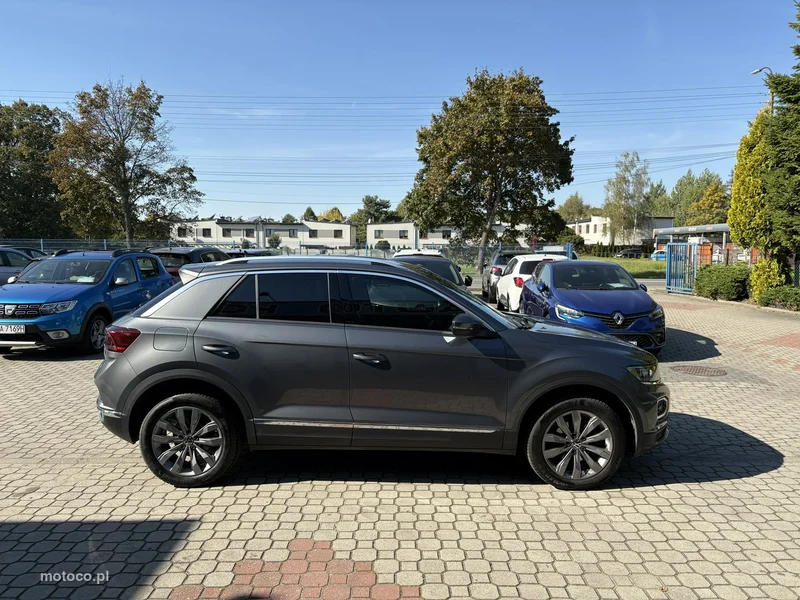 Volkswagen T-Roc A1 3