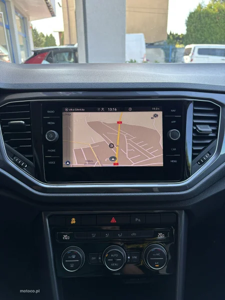 Volkswagen T-Roc A1 22
