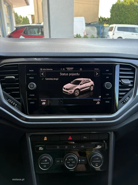 Volkswagen T-Roc A1 25