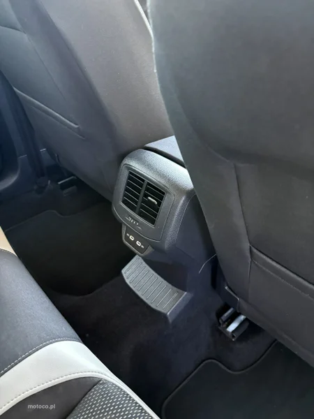 Volkswagen T-Roc A1 28