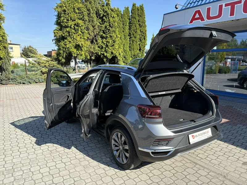 Volkswagen T-Roc A1 30