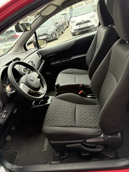 Toyota Yaris XP130 11