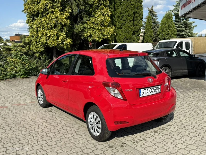 Toyota Yaris XP130 7