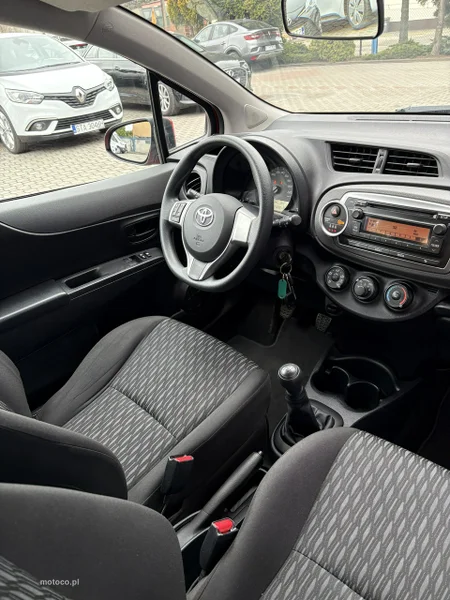 Toyota Yaris XP130 9