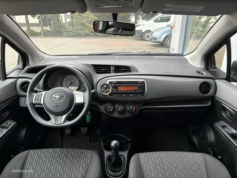 Toyota Yaris XP130 10