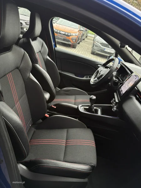 Renault Clio V 21