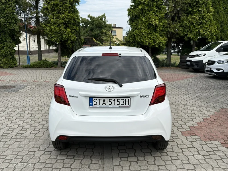 Toyota Yaris XP130 7