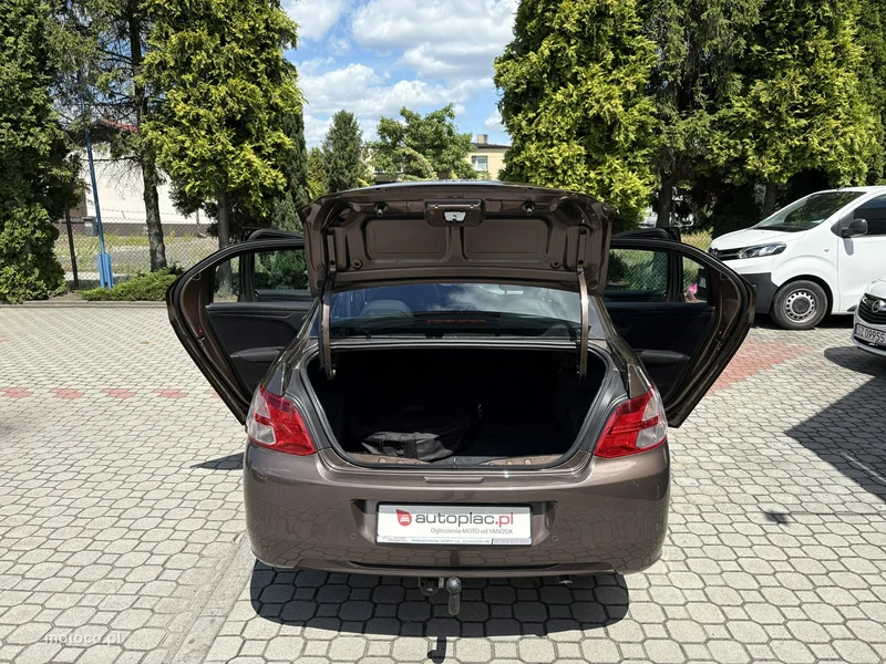 Peugeot 301 23
