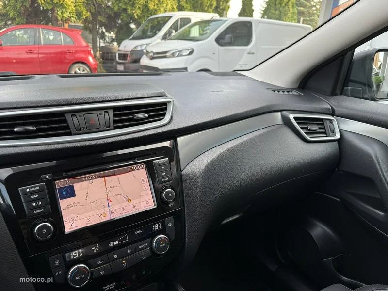 Nissan Qashqai 15