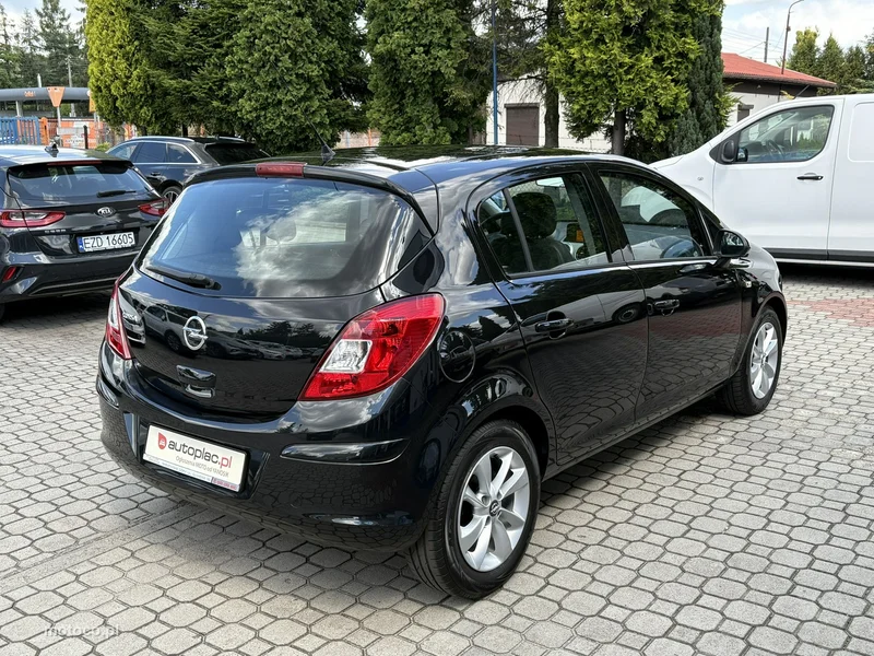 Opel Corsa D 6