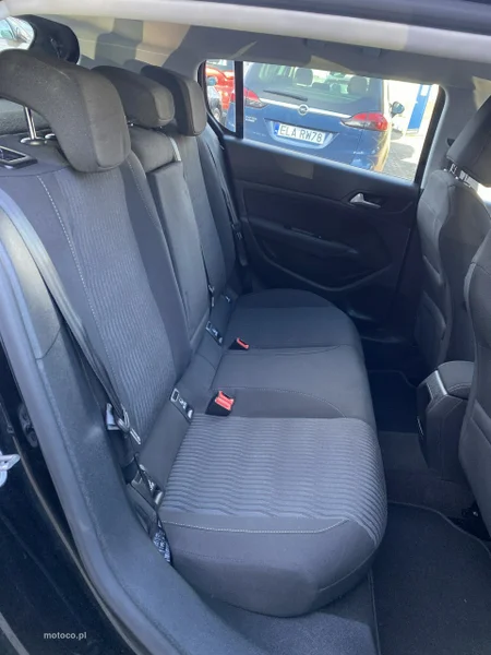 Peugeot 308 13