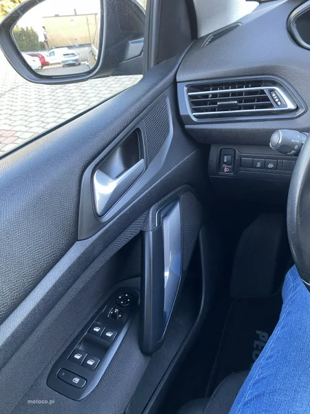 Peugeot 308 25