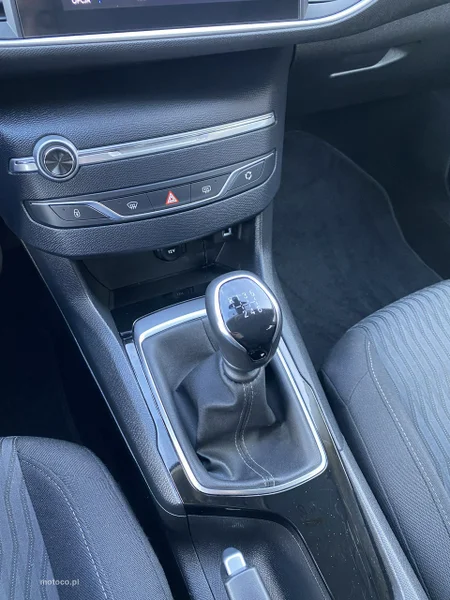 Peugeot 308 26