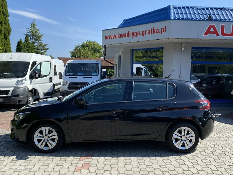 Peugeot 308 7