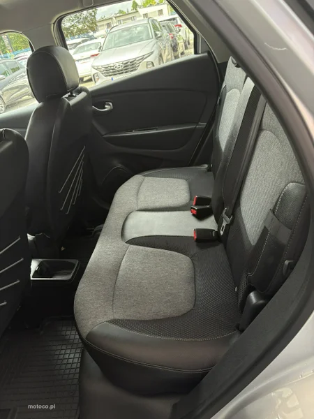Renault Captur I 19