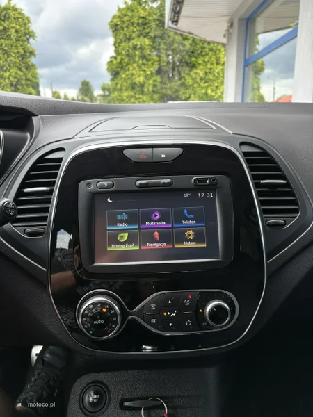 Renault Captur I 27