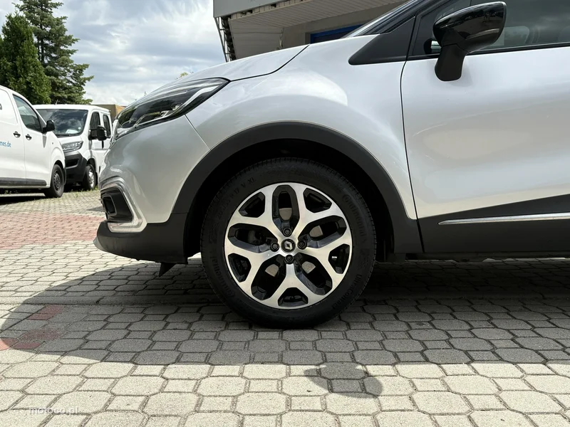 Renault Captur I 10