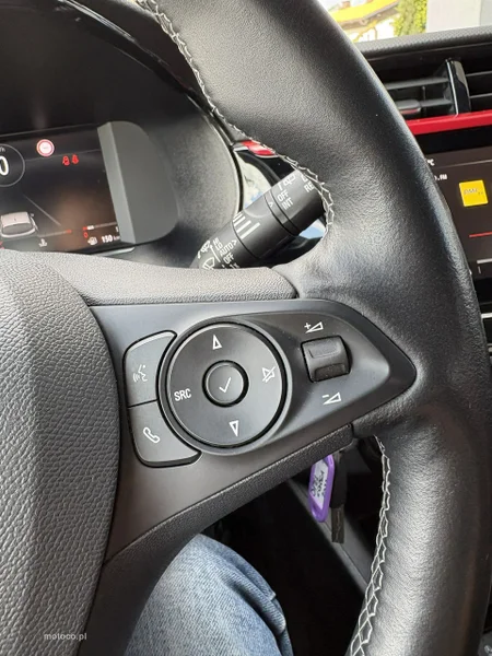 Opel Corsa F 22