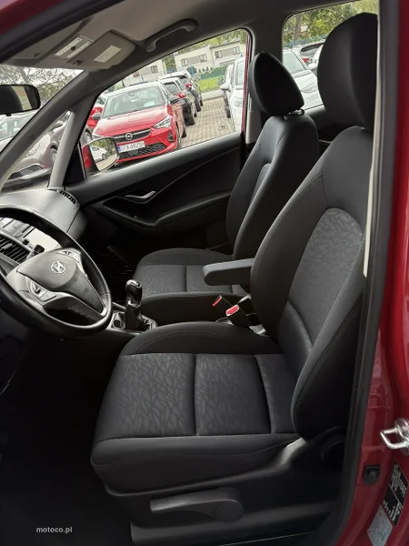 Hyundai ix20 13