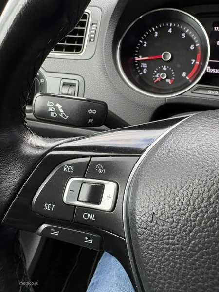 Volkswagen Polo VI AW 21