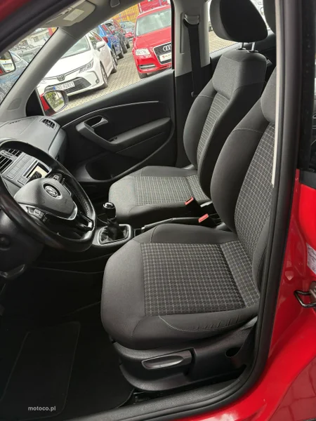 Volkswagen Polo VI AW 15