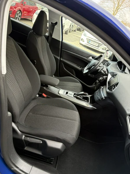 Peugeot 308 16